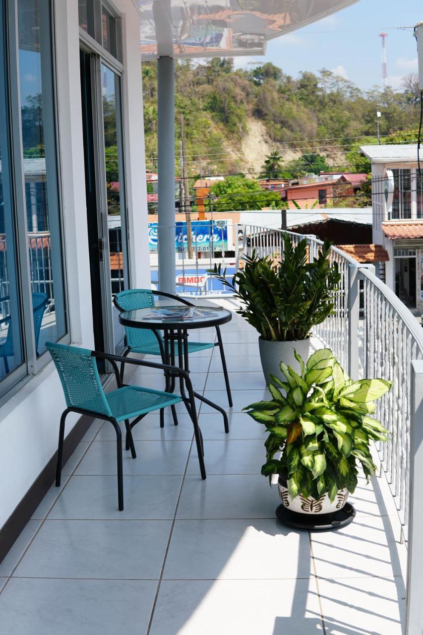 Hotel Puerta Del Cielo Quepos Zewnętrze zdjęcie