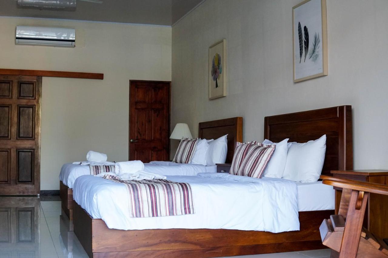 Hotel Puerta Del Cielo Quepos Zewnętrze zdjęcie